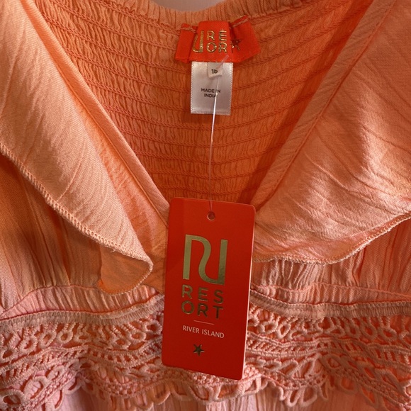 Romper w/ adjustable straps - Picture 3 of 8